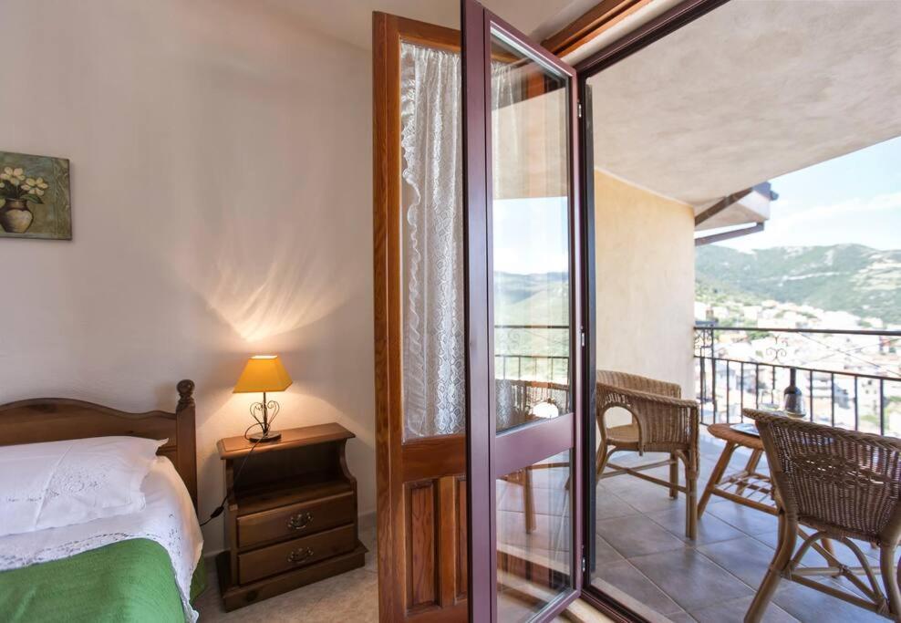 Rooms&Terraces Urzulei Εξωτερικό φωτογραφία